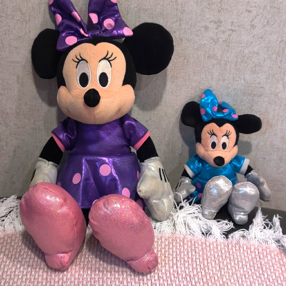 Minnie mouse dolls